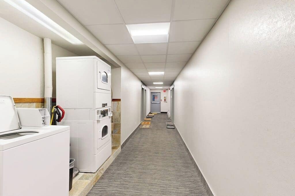 Apartment (0 Bedroom) | Interior