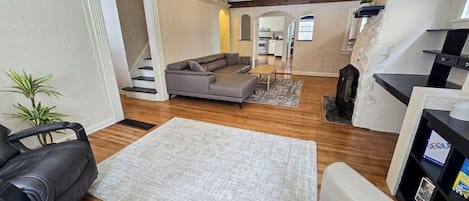 บ้านพัก (4 Bedrooms) | ภายใน