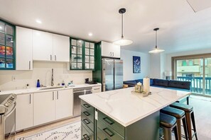 Villa (2 Bedrooms) | Interior - Multi-level Slopeside Townhome w/ Wood Fireplace (Girdwood)