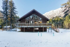 House (3 Bedrooms) | Front of property
