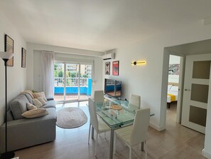 Interior - Apartment in Salou near the beach - 5 guests (Salou)