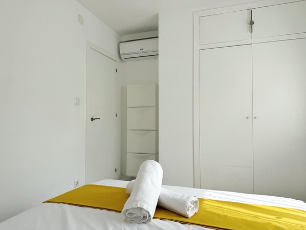 Room - Apartment in Salou near the beach - 5 guests (Salou)