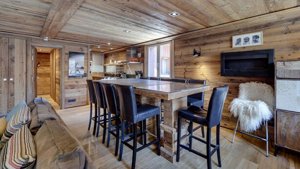 Dining - Chalet apartment, central quiet area - 8 guests (Val-d'Isère)