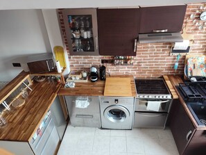 Private kitchen - Vrbo Property (Vitry-sur-Seine)