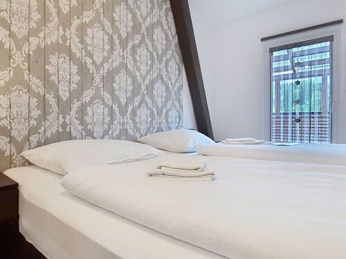 Nice apartment for 7 people with WIFI, TV, terrace and pets allowed