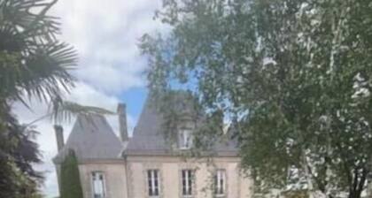 La Conciergerie—Vacation Rental for 8 People—15 Minutes from Puy du Fou
