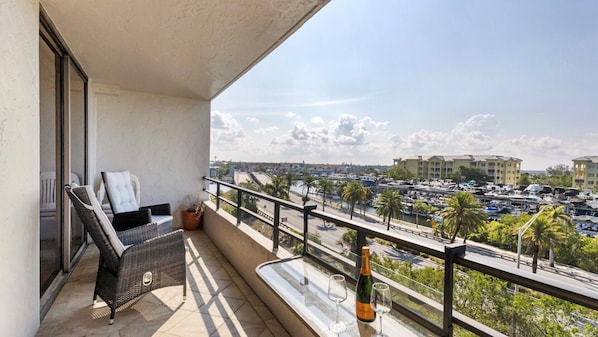 Property grounds - Siesta Key 55 - Two Bedroom Apartment, Sleeps 6 (Siesta Key)