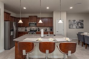 Coffee/tea maker, fridge, microwave, oven - Last Minute Disney! Private Pool, Hot Tub & Themed Bedrooms. Book Now! #107657 (Orlando)