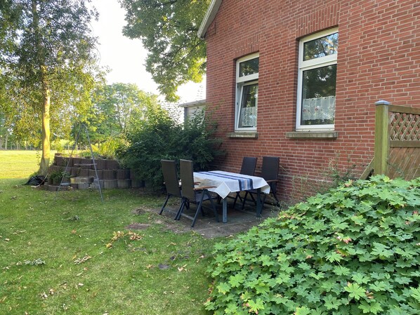 Ulkoruokailutilat