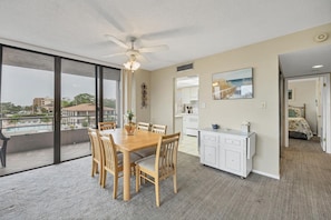 Dining - Siesta Key 241 - Two Bedroom Apartment, Sleeps 6 (Siesta Key)