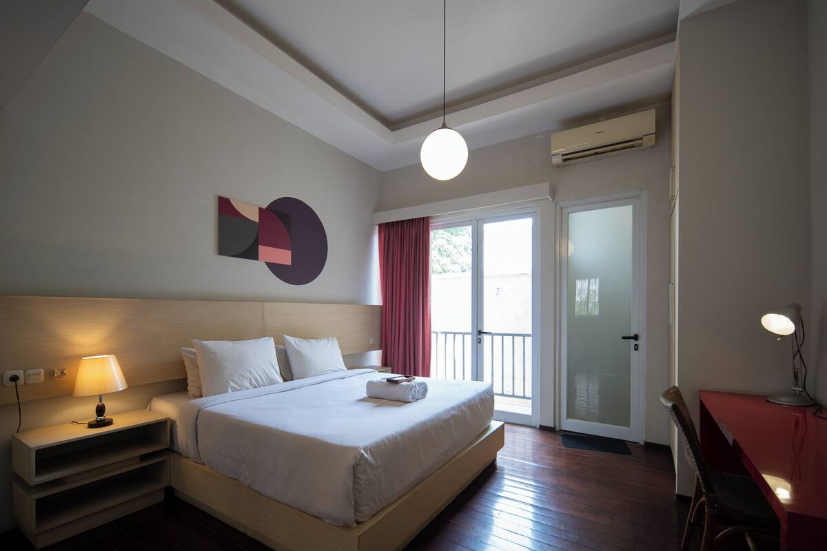 Zimmer, 1 King-Bett | Kostenloses WLAN