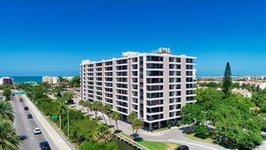 Exterior - Siesta Key 253 - Two Bedroom Apartment, Sleeps 6 (Siesta Key)