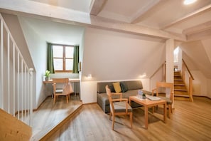 Habitación doble | Área de sala de estar