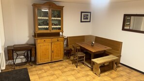 Dining - Apartment 'Tra I Masi' with Wi-Fi (Ruffré)