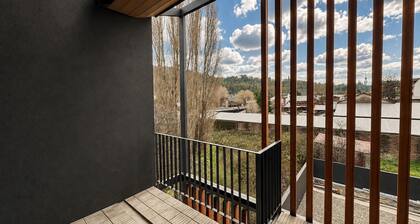 Suite Patagonia Terrace | 1-bedroom boutique apartment for families in San Martín de los Andes | Mountain views, balcony & BBQ | Chapelco Ski Resort