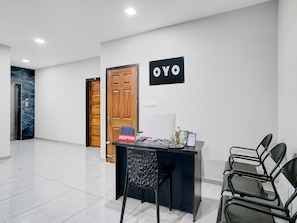 Ảnh chưa phân loại, 4 trong số 29 ảnh, nút