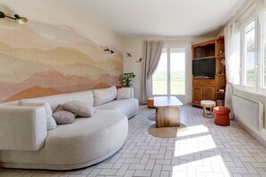 Living area - Chez la voisine - Jolie maison avec piscine privée (Avançon)