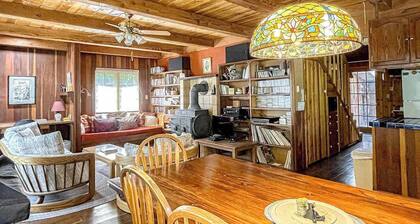 Cozy Trinity Cottage