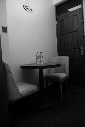 Apartament clàssic, vistes a la muntanya | Servei de restauració