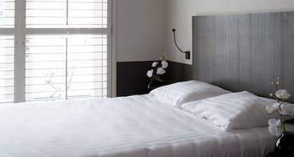 Spacious Suite w/Balcony | Breathtaking Reserves, Cultural Sights & Local Dining