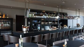 Bar (in der Unterkunft)