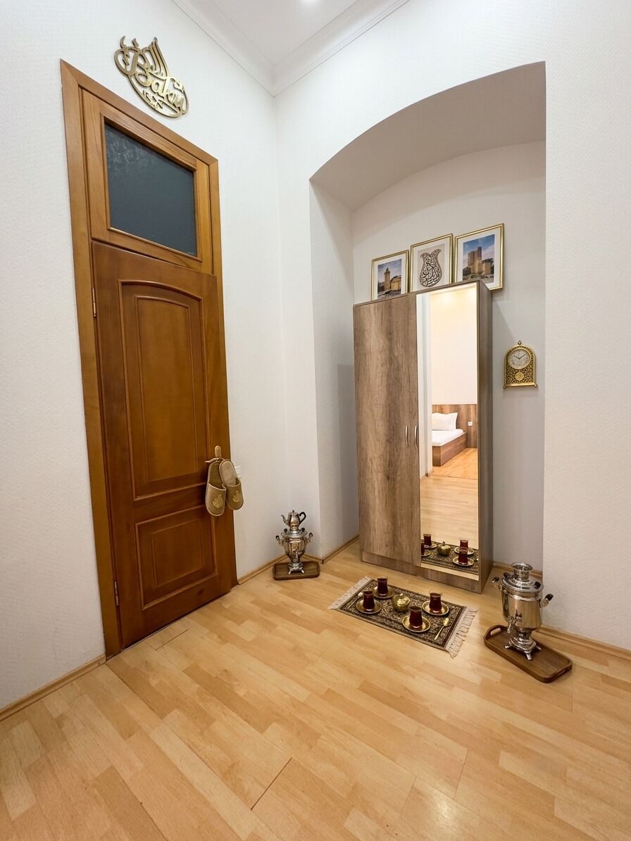 Luxury-Apartment, Balkon, Meerblick | Zimmersafe, Schreibtisch, laptopgeeigneter Arbeitsplatz