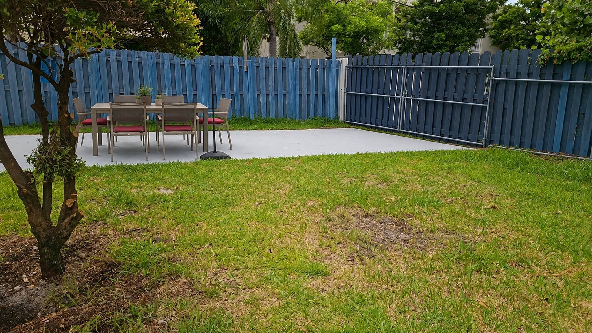 Casa, 2 habitaciones, con acceso para personas discapacitadas, patio | Jardín