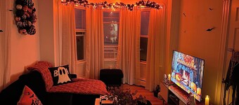 The Salem Spookhouse 3BR with Free Parking! Sleeps 8!