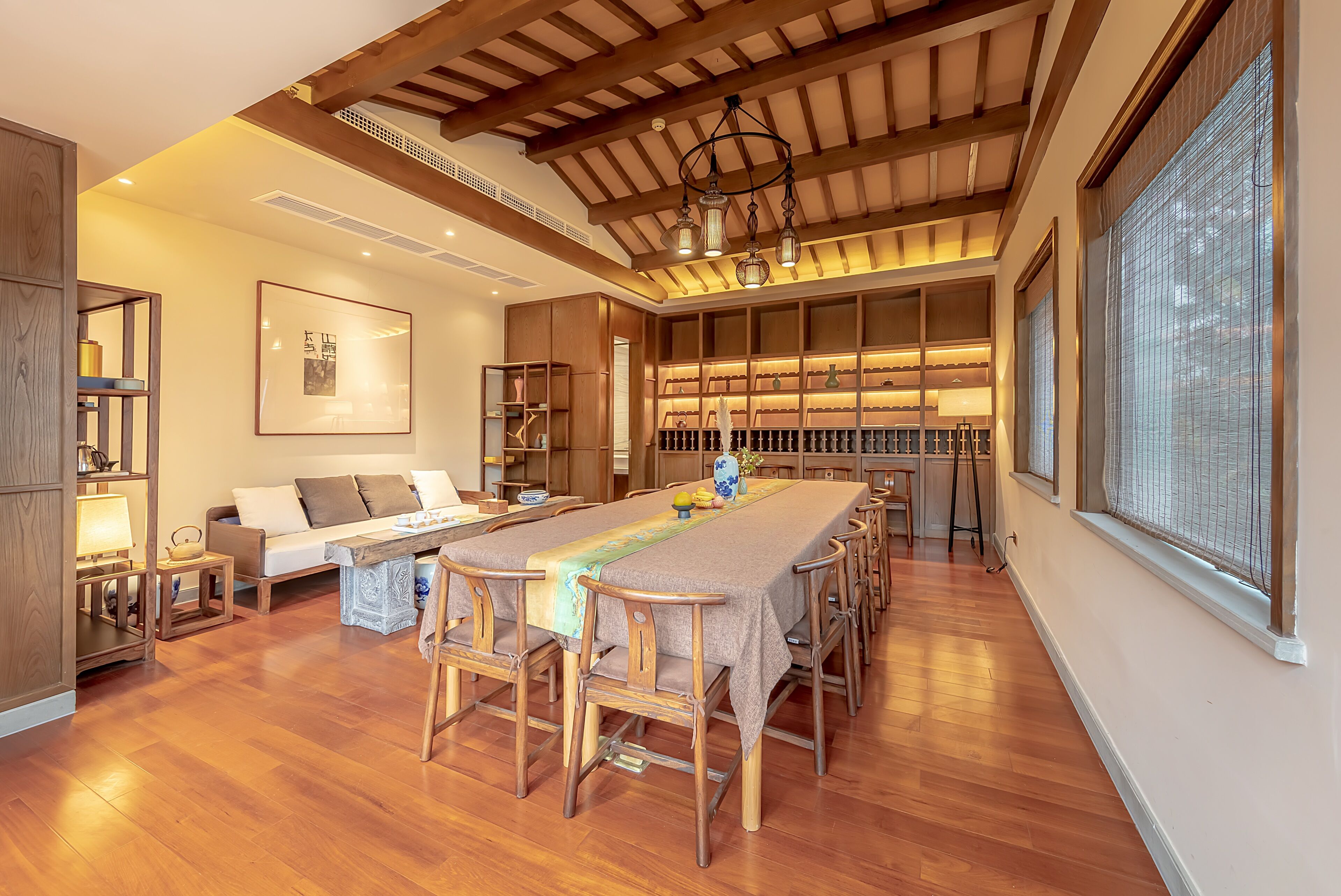 Suite Studio Familiale, vue jardin | Restauration