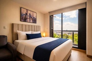 Room - ENZO Privé | The Alma 72 Executive Studio with Pool & City Views Condo (Bogotá)