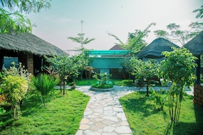 Property grounds - Aureza Paradise Hotel (Tamale)