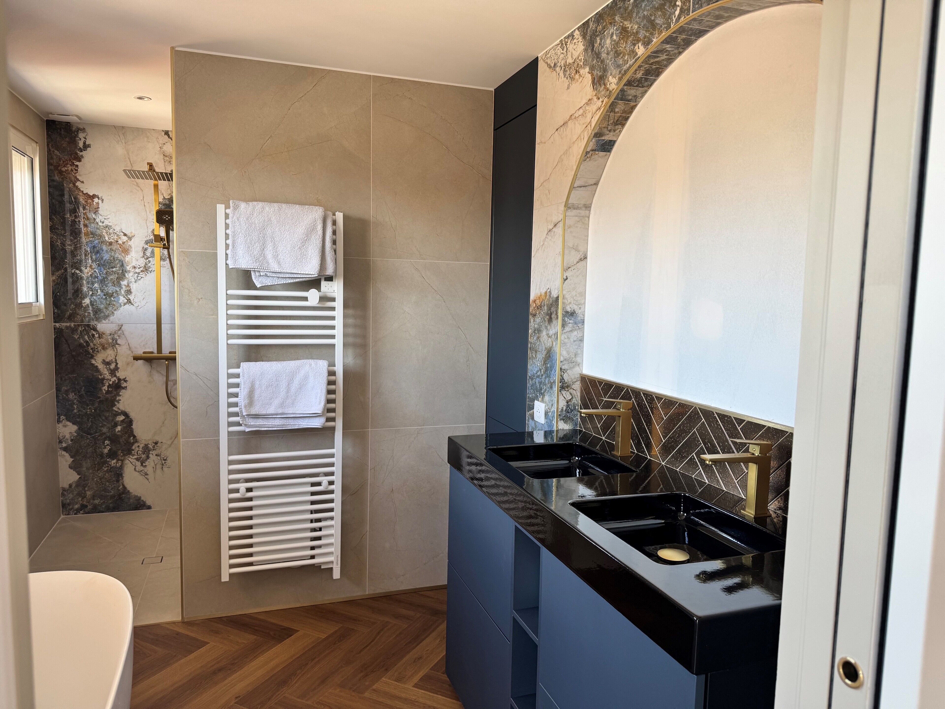 Douche, papier toilette