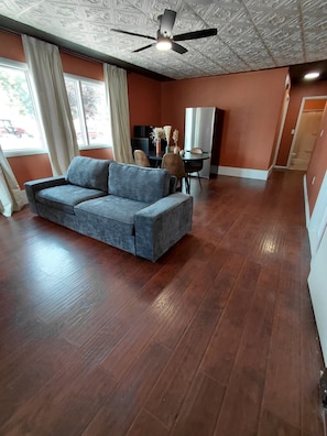 TV, offices - Arrowhead Motel Sundance WY - 2 Bedroom Residence (Sundance)