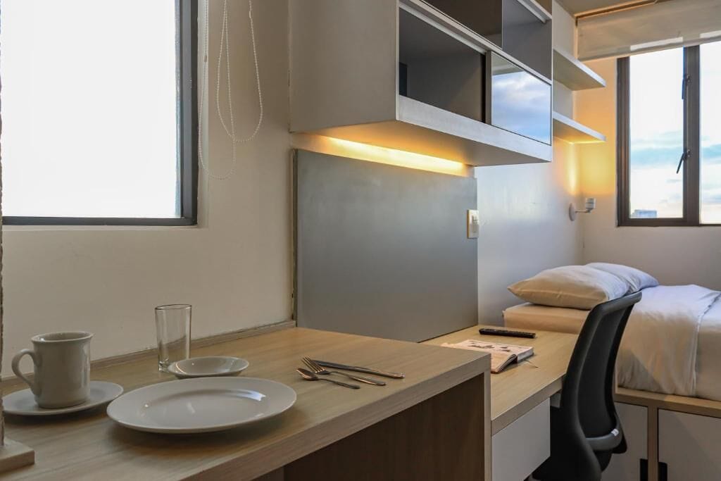 Departamento estándar, vista a la ciudad | Caja de seguridad en la habitación, escritorio y wifi gratis 