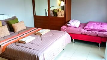 1 bedroom, WiFi, bed sheets