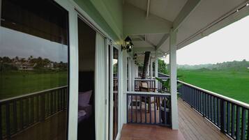 Executive Cottage, Garden View | Terrace/patio