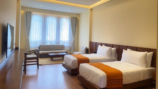 Habitación Deluxe con 1 cama doble o 2 individuales, balcón, vistas a la montaña | Wifi gratis