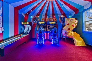 Games room - The Gathering Spot - Six Bedroom House, Sleeps 14 (Lake Buena Vista)