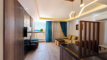 Junior Suite, Beach View | Interior