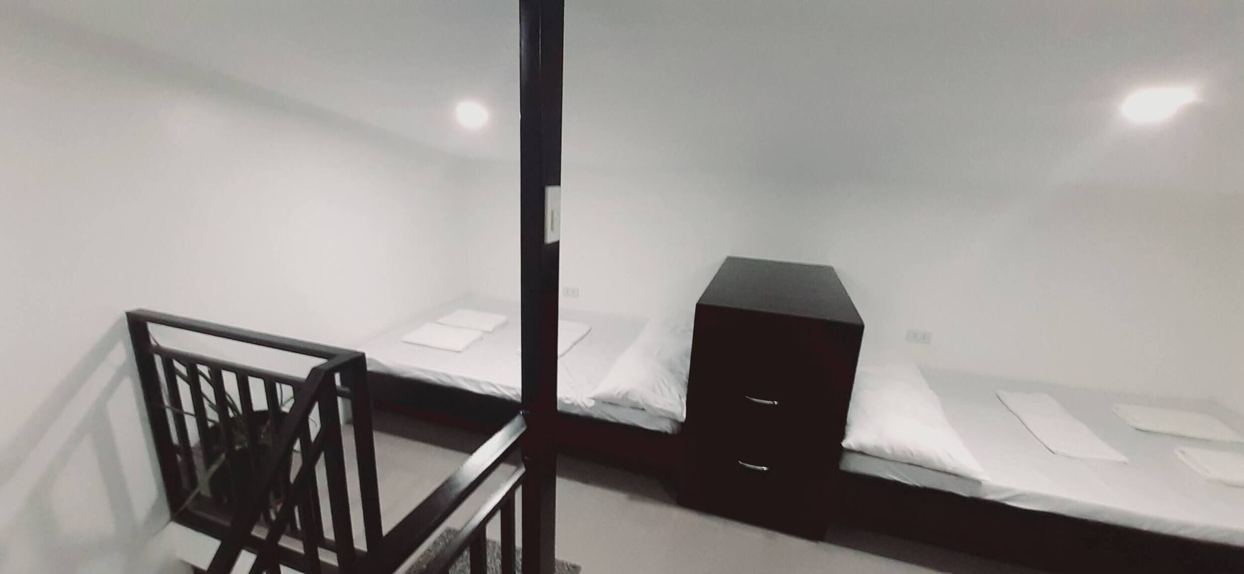 2 bedrooms