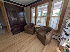 Interior - The Lodge at South of the Border (Canaan)