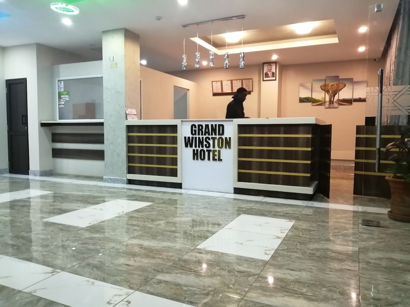 Entrada de la propiedad