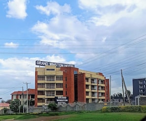 Exterior - Grand Winston Hotel (Nakuru)