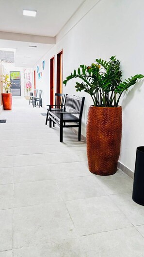 Lorong
