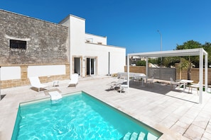 Pool - B&B Li Peticurti | Camera quadrupla (Santa Cesarea Terme)