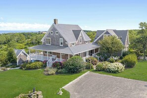 Unclassified image, 3 of 29, button - Sea House with Heated Pool (New Shoreham)