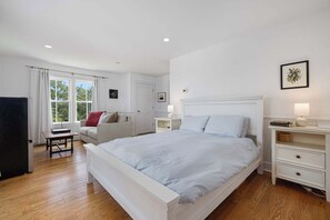 Unclassified image, 5 of 29, button - Sea House with Heated Pool (New Shoreham)