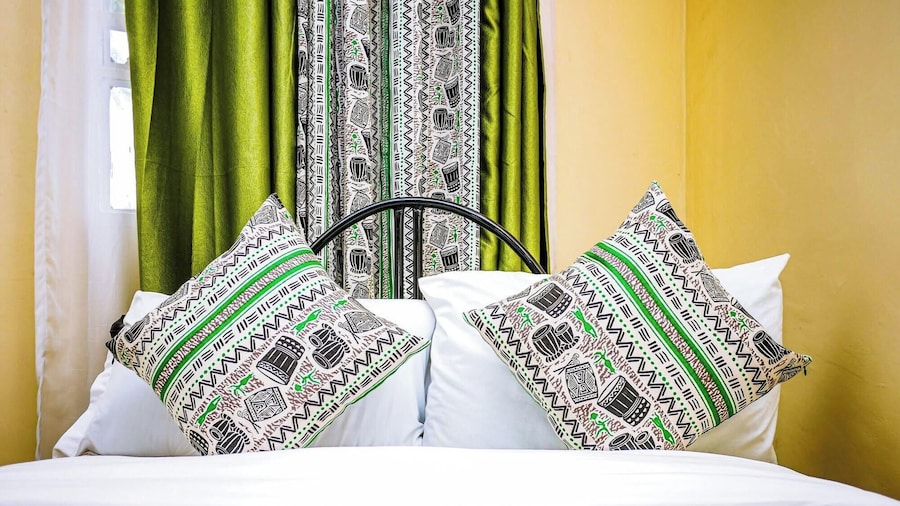 Adasa Lounge and Suites