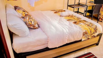 Premier Double Room | Free WiFi, individually decorated, individually furnished, bed sheets