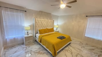 4 bedrooms, iron/ironing board, WiFi, bed sheets